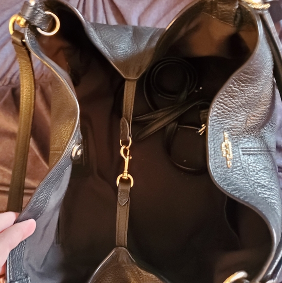 Coach Small Lexy Handbag- Black F28992 - Picture 9 of 10